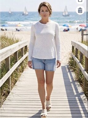 J. Crew Lightweight White Long-Sleeve Crewneck Top